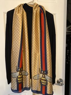 Bee satin scarf