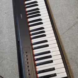 Yamaha Piaggero NP-11 Keyboard 