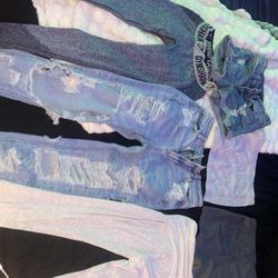 Good Conditions  Everuthing Size Small 