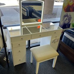 Vanity With Stool 