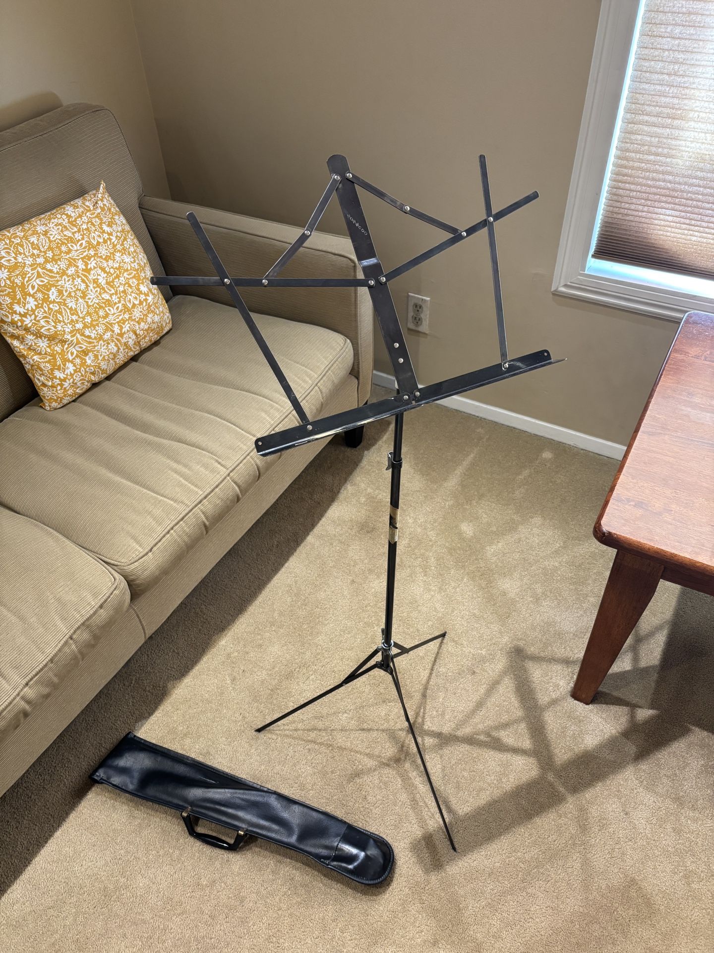 Norwood Portable Sheet Music Stand