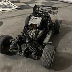nitro rc car truggy (gas)