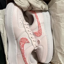 Pink Nike Air Force 1