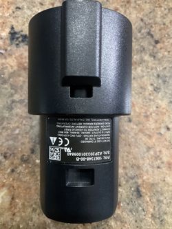 J1772 to Tesla Charging Adapter & USB 128G