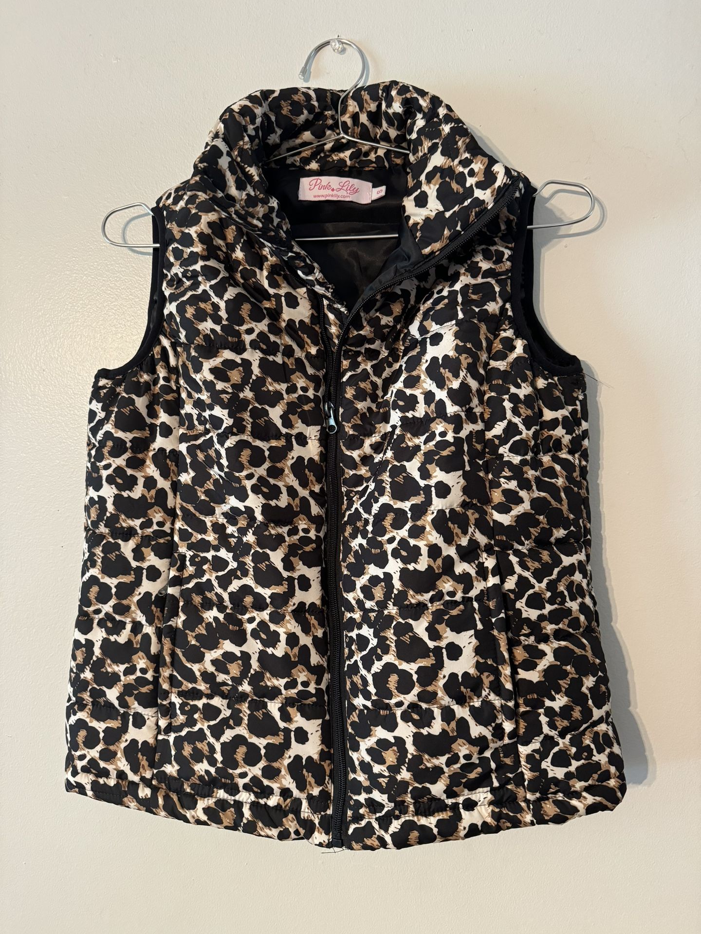 Pink Lily Women Brown Animal Print Puffer Vest Size Small