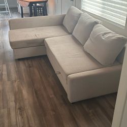 FREE Couch *pending Pickup 