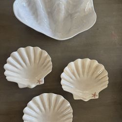 Dishes And Serving Trays 