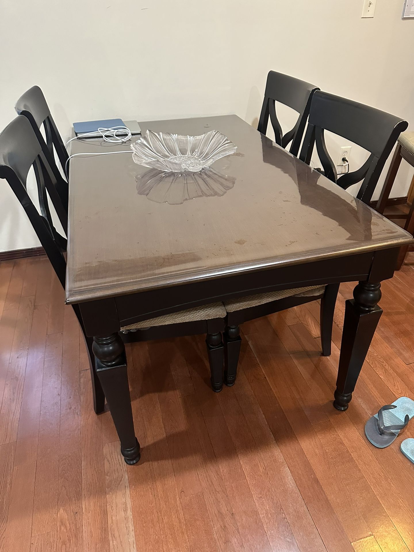 Dining Table Set (7pcs)