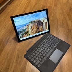 Microsoft SurfacePro 5 core i5 7th gen 8GB Ram 128GB SSD Windows 11 Pro 14” HD Graphics Touch Screen Tablet/Laptop with charger in Excellent Working c