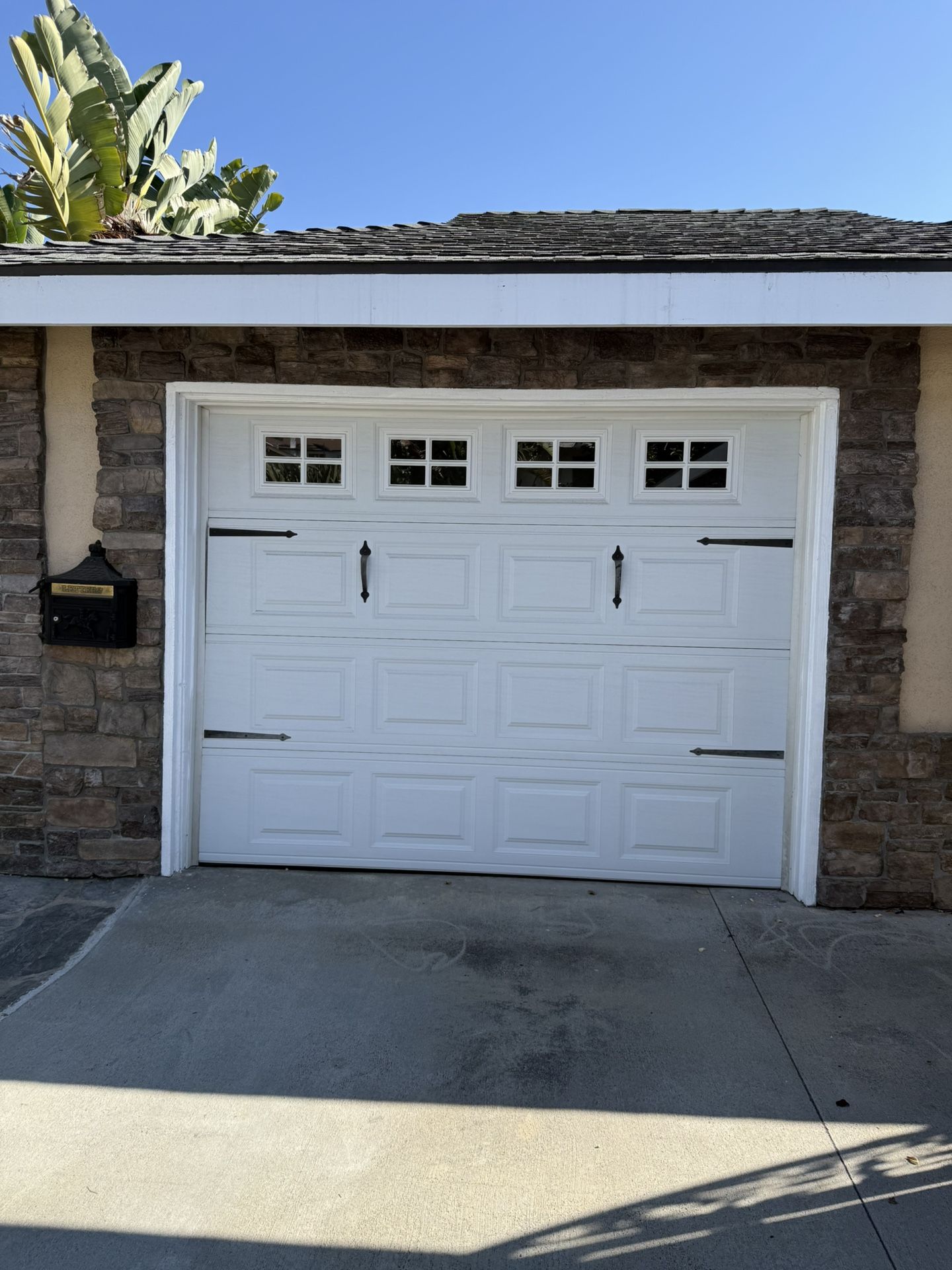 Garage Door And Opener 9ft X 7ft