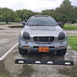 2001 Isuzu VehiCross