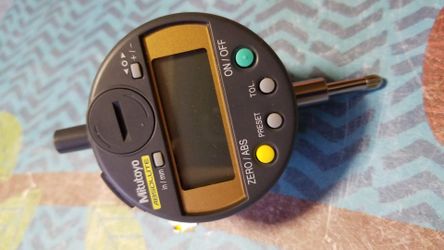 Mitutoyo Digimatic indicator