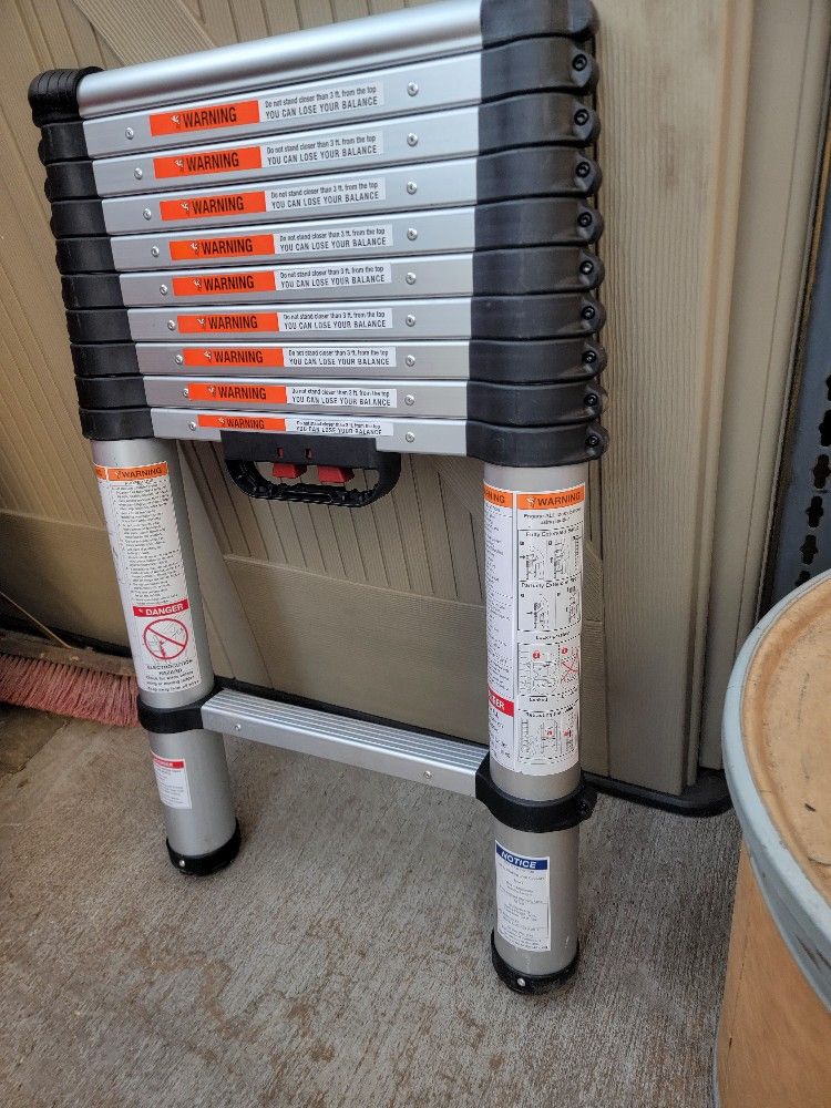 Escalera Telescópica Franklin De 14 Pies