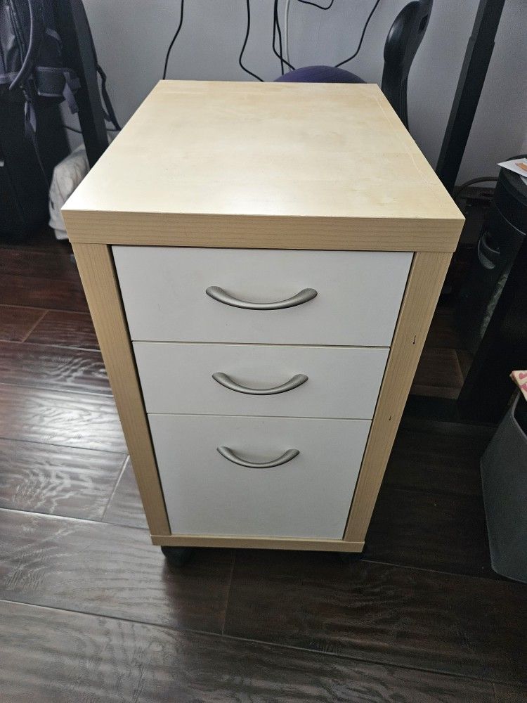 Rolling File Cabinet!!!
