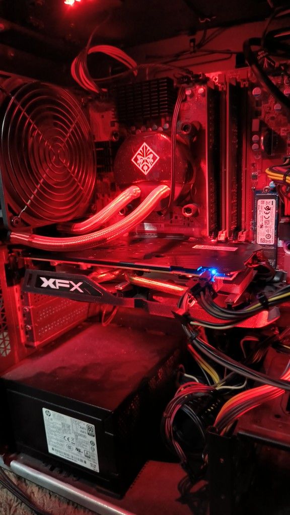 AMD XFX RX 570 GAMING GRAPHICS CARD