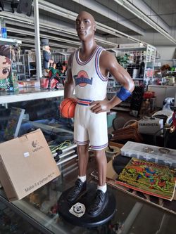 90s Micheal Jordan Space Jam