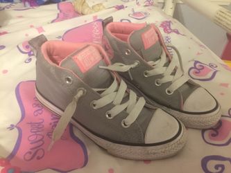Size 1 converse