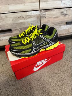 Nike Air Zoom Vomero 5 Lemon Venom size 11.5