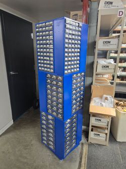 commercial rotary parts storage cabinet 6ft, perfect shape,