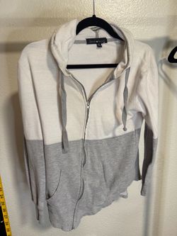 Derek Heart Colorblock Zip-Up Hoodie – White & Gray