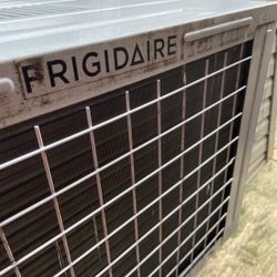 12,000 BTU Air Conditioner Works Fine Pickup Only 