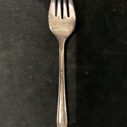 VINTAGE 1847 ROGER BROS ATERNALLY FORK