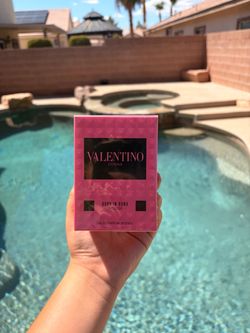 Valentino Donna Born in Roma Intense EDP