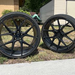 4 Rims 22 inches & Low Profile Tires Set