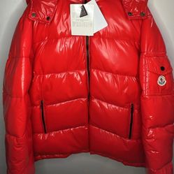 Moncler Puffer Red 