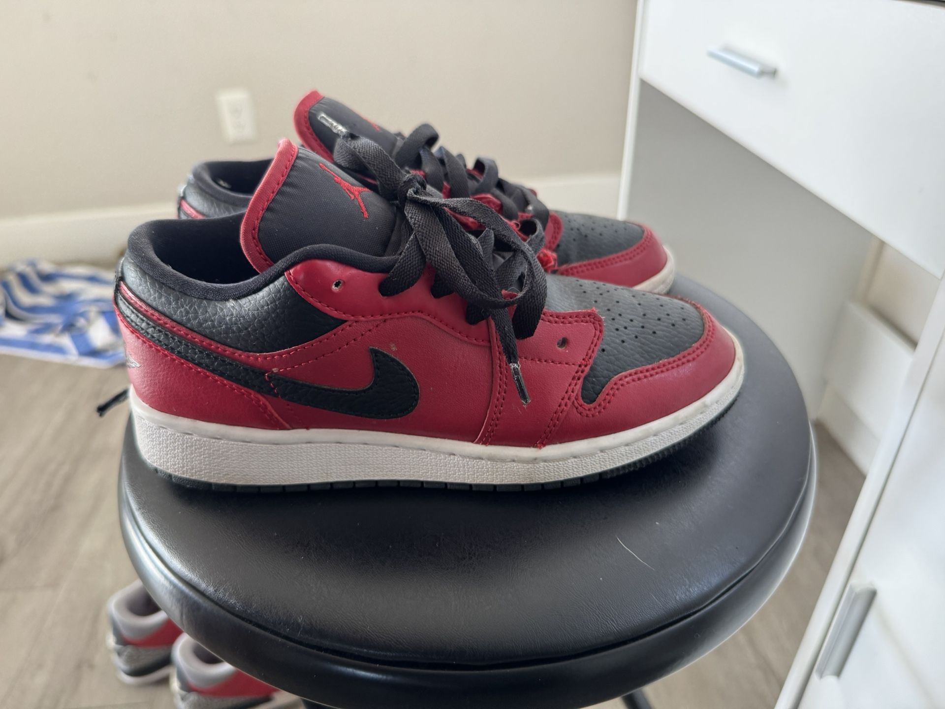 brand New Jordan 1 Low Reverse