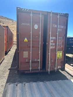 Shipping container