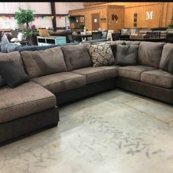 Abalone Chocolate LAF Sectional /couch 1469