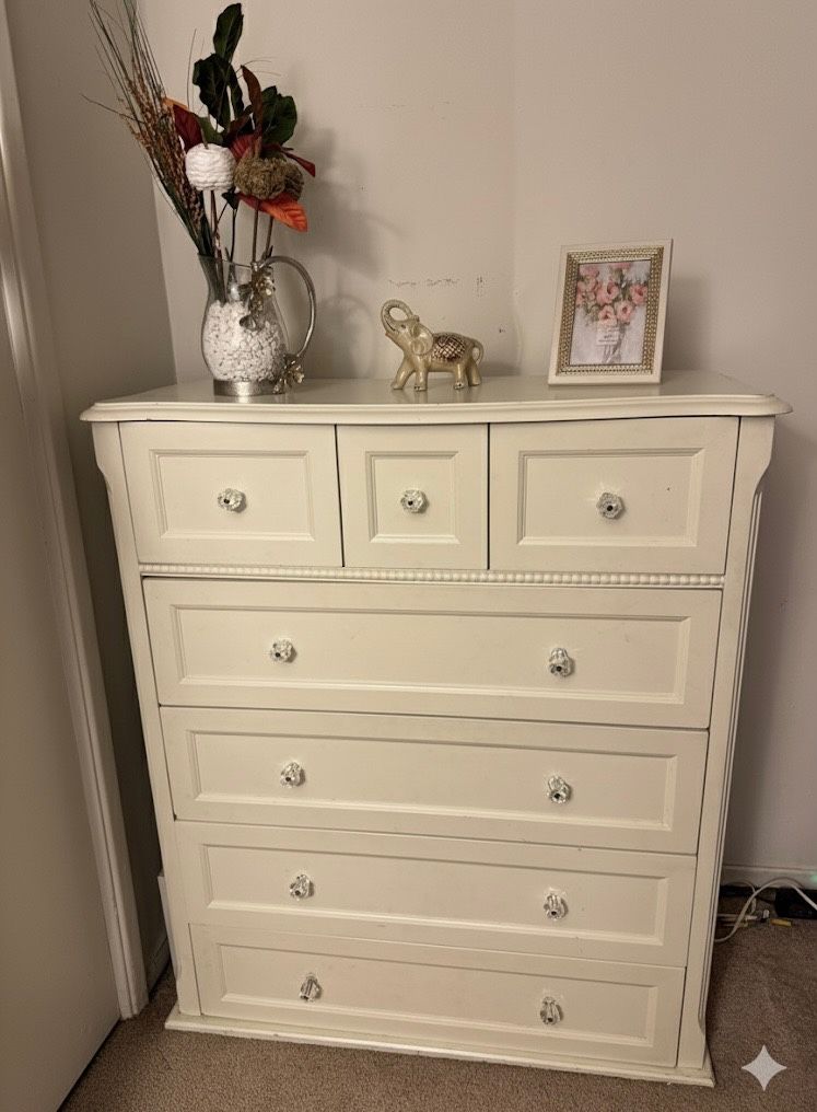 6 Dresser Drawer 