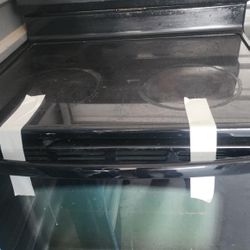 30" Amana Glasstop Electric Stove 