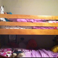 Twin Size Bunk Bed( RTG)