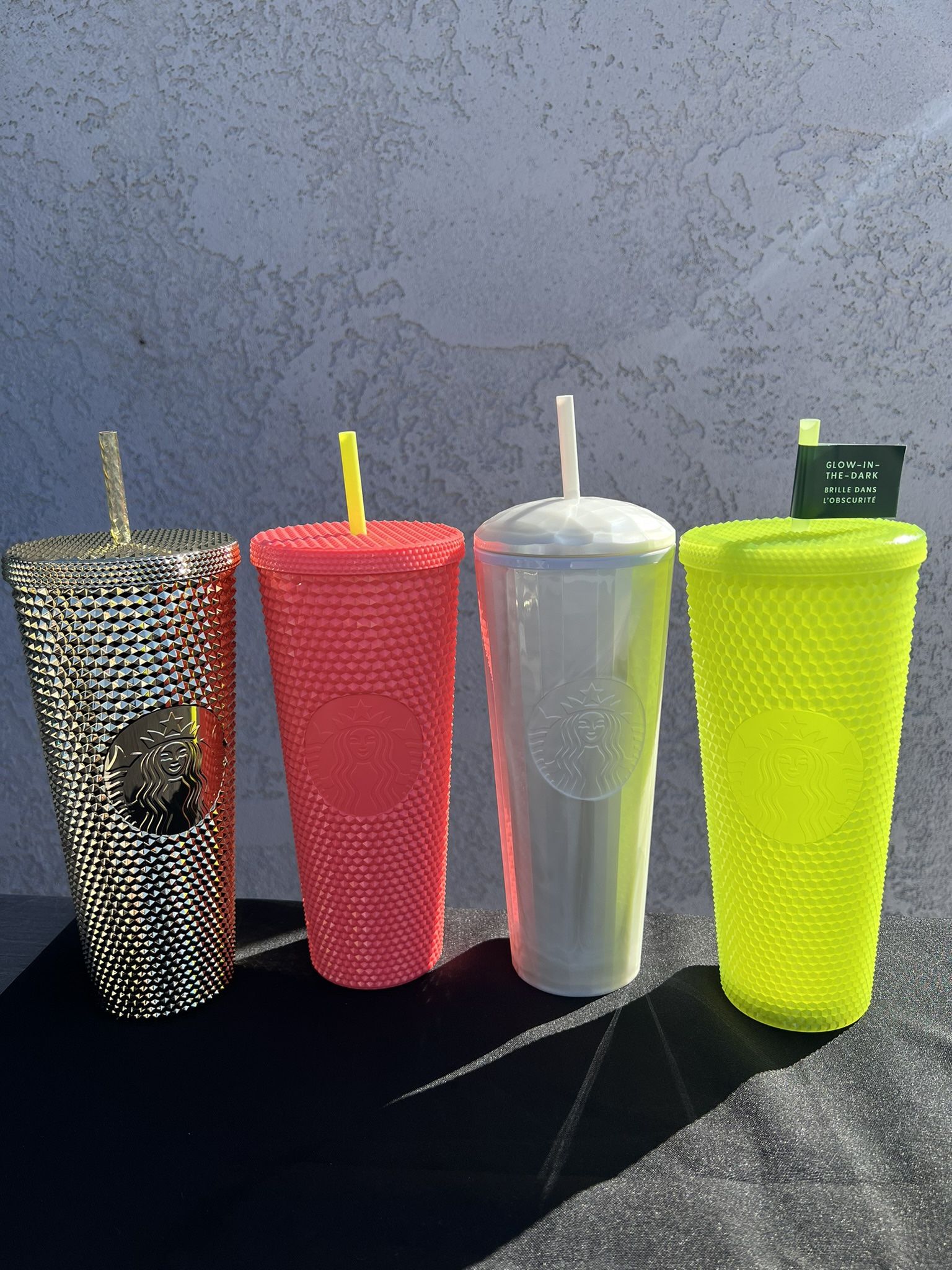 StarbacKs Cups And Keychains