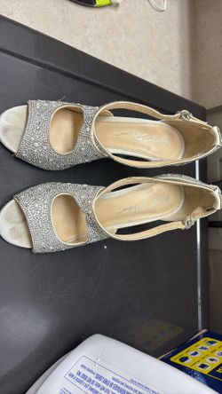 Dazzling Studded Women’s Heels 