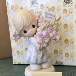 Precious Moments Collectible 