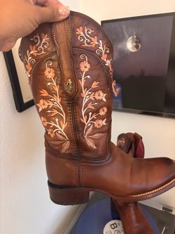 Women’s Cowgirl Boots
