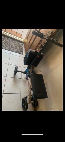 Knee scooter