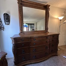 Lexington Furniture Victorian Sampler Oak Dresser With Mirror 