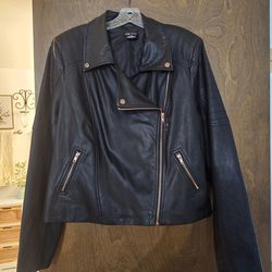 City chic faux leather biker jacket 18/2X small hole in back as shown