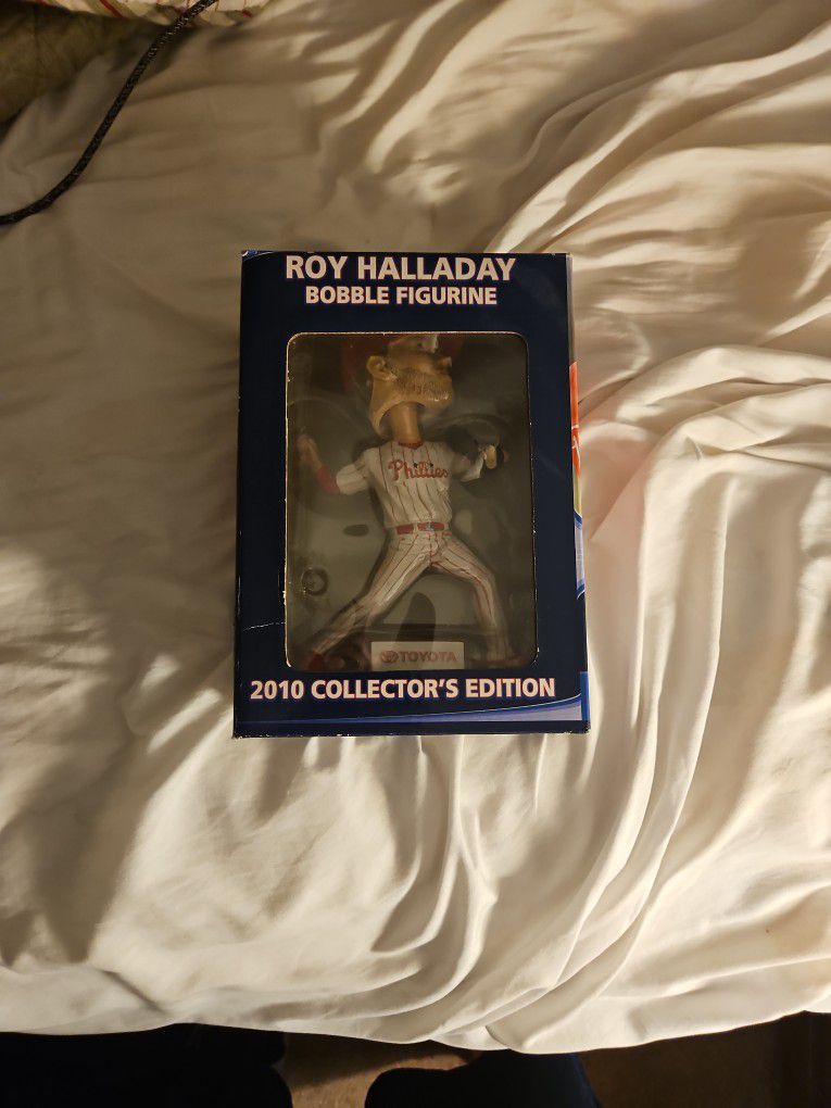 Roy Halladay Bobble Figurine (2010)
