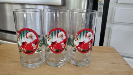 Christmas Cups by Coca-Cola: Vintage from 1(contact info removed)