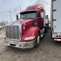 2012 Peterbilt 386 *FOR PARTS*