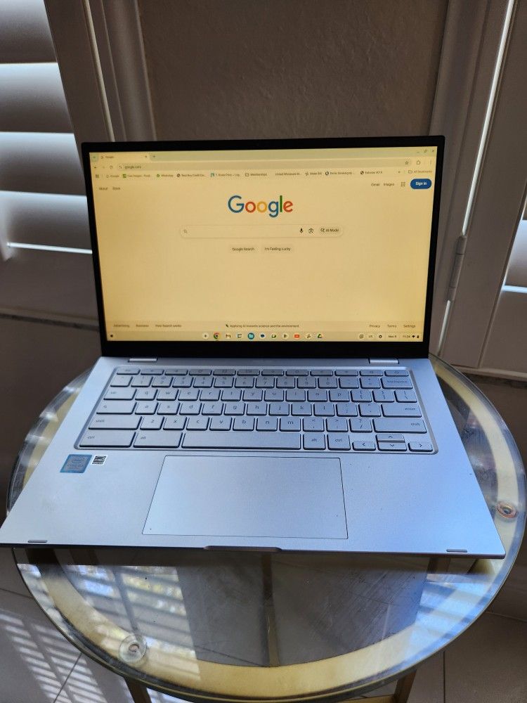 ASUS Chromebook C425 (14″ Touchscreen • Intel Core m3 • 8 GB RAM • 128 GB Storage)