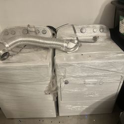 Whirlpool Washer And Dryer 