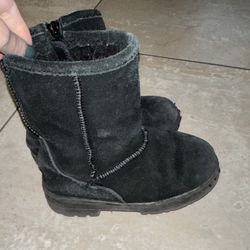 8C Toddler Suede Boots