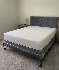 Full size Gray Tufted Headboard Bed Frame Mattress Box Spring
