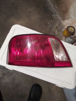 Tail light mitsubishi galant 2002